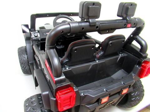 AUTO X16 R-SPORT CZARNY Auto na akumulator EVA SKÓRA Pilot Akumulator litowo-jonowy