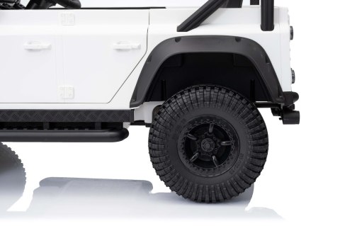 Pojazd Land Rover Defender 110 SVX Concept Biały