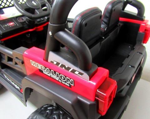 AUTO X17 R-SPORT CZERWONY Auto na akumulator EVA SKÓRA Pilot Akumulator litowo-jonowy
